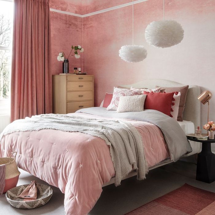 Pink bedroom design ideas